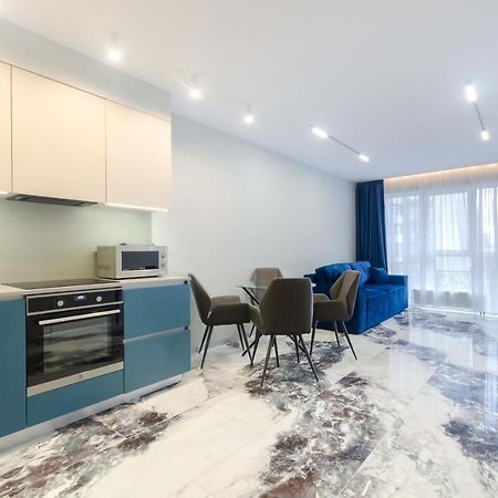 Petrovdom 23-173 In Stylish Apartments At Rc Kyiv Exterior photo
